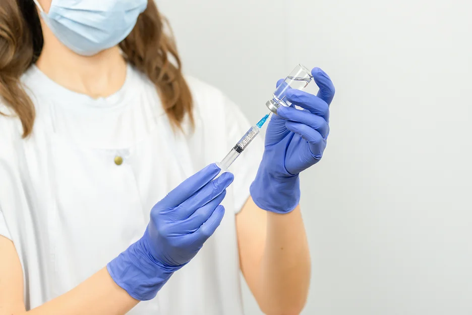 Unlocking Cellular Renewal: The In-Depth Science Behind Exosomes in Aesthetic Medicine