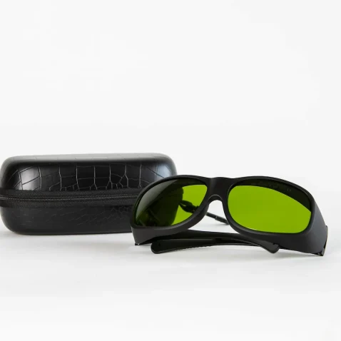 Laser Safety Goggles  (740nm-1100nm)