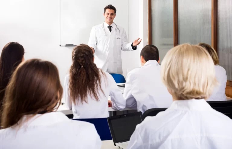Medical professor gave lectures to his medical students