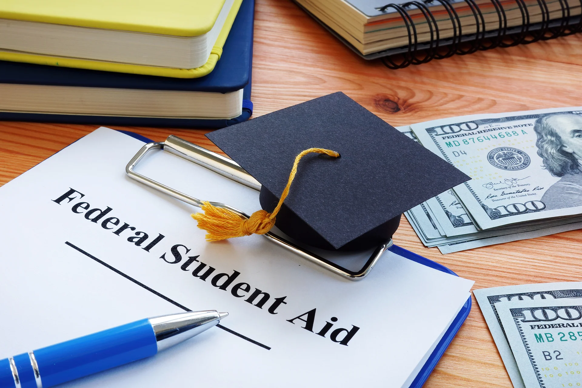 student's financial aid to help afford education